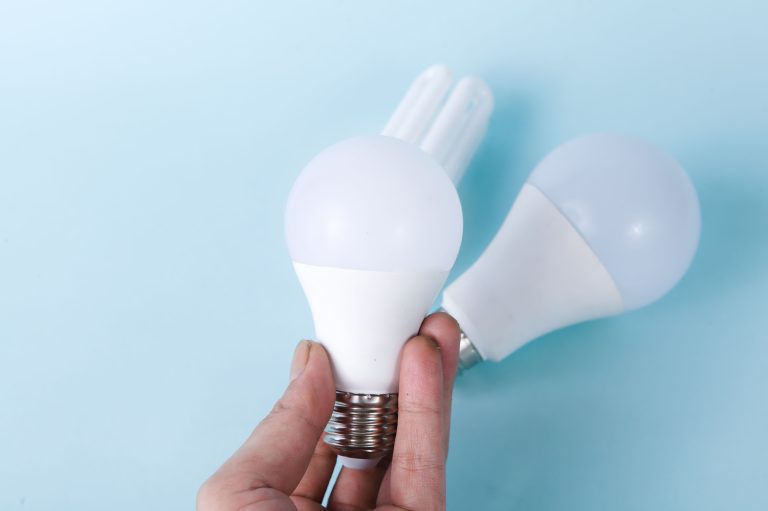 Blanc chaud ou froid, quelle couleur choisir pièce par pièce ?